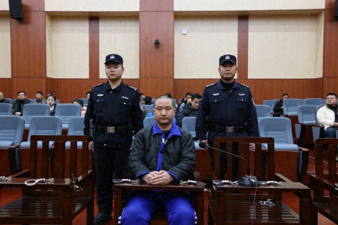 贵州独山县一镇原党委书记6年受贿超75万元<strong></p>
<p>安币集团</strong>,一审获刑三年三个月