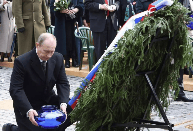 突发!俄方抛出和谈红线<strong></p>
<p>安币集团</strong>,和 “中国方案” 天差地别?中方火速发声