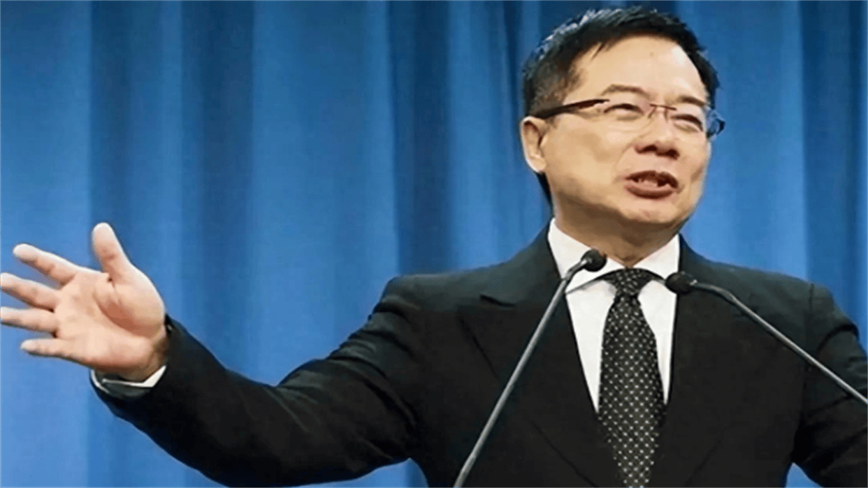 055带弹亮剑却航迹成谜？台名嘴意识到<strong></p>
<p>币安网下载</strong>，远洋作战能力全面突破