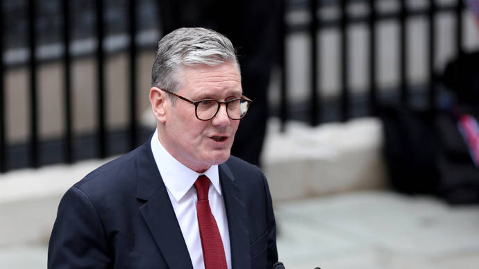 俄罗斯发出“开战”警告?万万没料到<strong></p>
<p>币安网下载</strong>,中方霸气发声:看谁敢乱来!