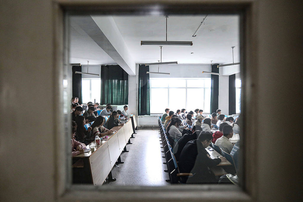 文科教授谈AI加速文科之死<strong></p>
<p>币安币矿池</strong>,会“死”的本来就该淘汰