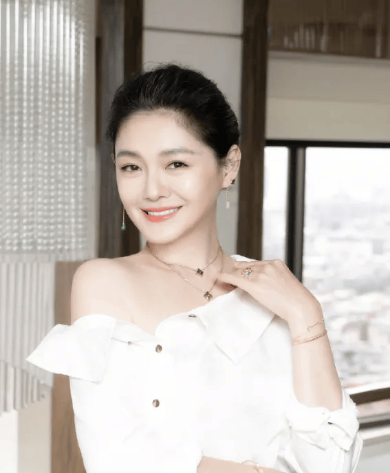 大S确定将被塔葬<strong></p>
<p>币安网站</strong>!与邓丽君相邻