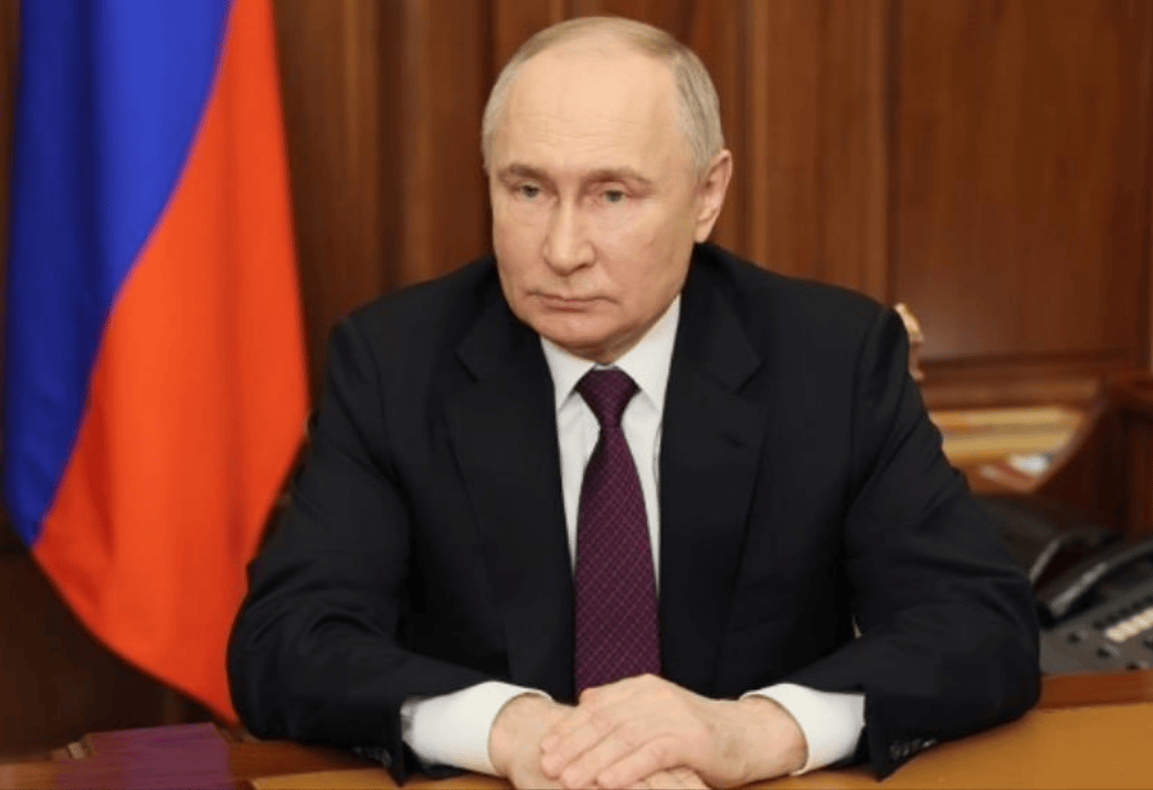 美乌总统吵架后<strong></p>
<p>币安网站</strong>，美国超3成老百姓挺俄，普京借机布局，未来局势扑朔迷离