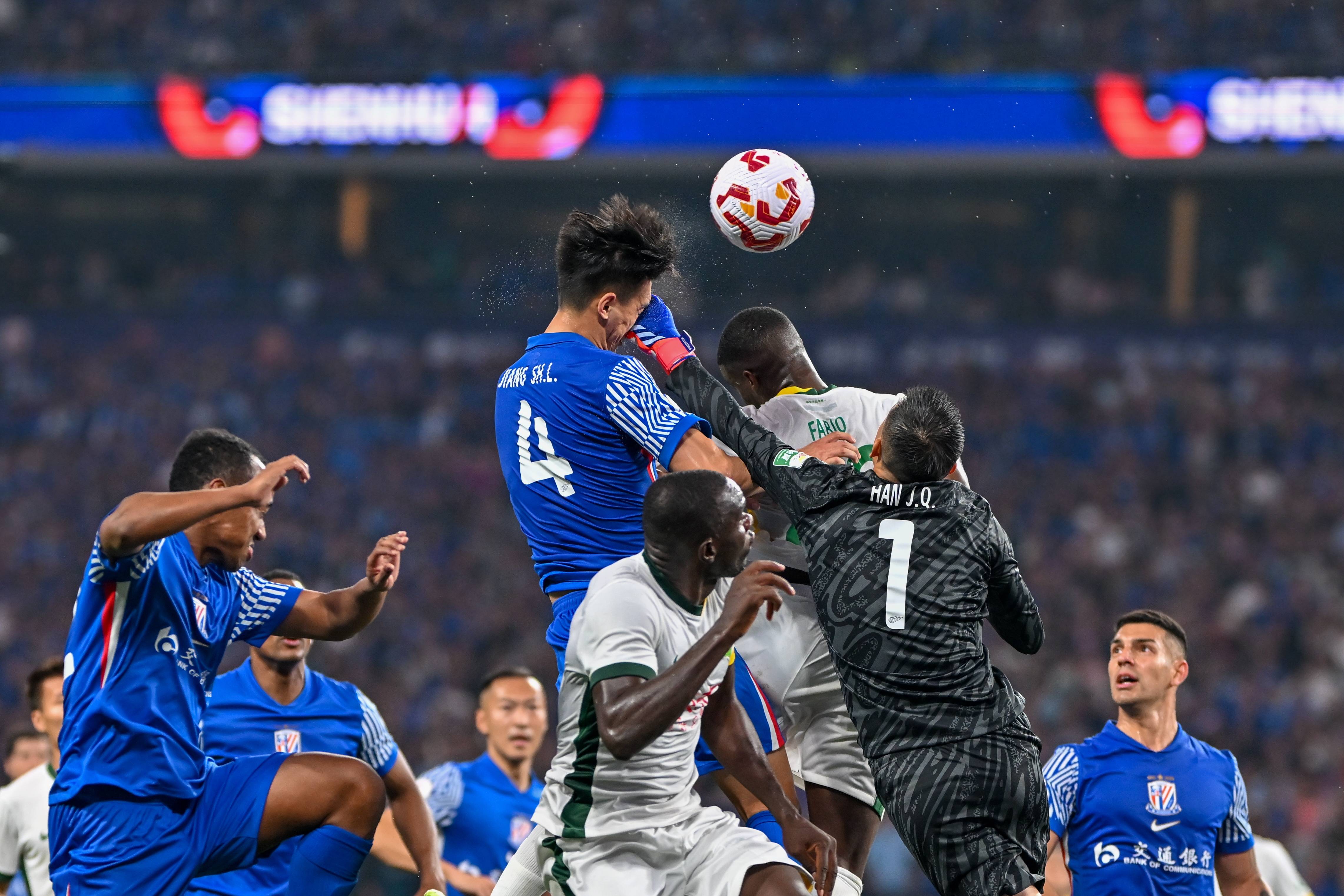 国足怎么办<strong></p>
<p>币安网站</strong>?申花官方确认蒋圣龙骨折 两轮连伤两大中卫