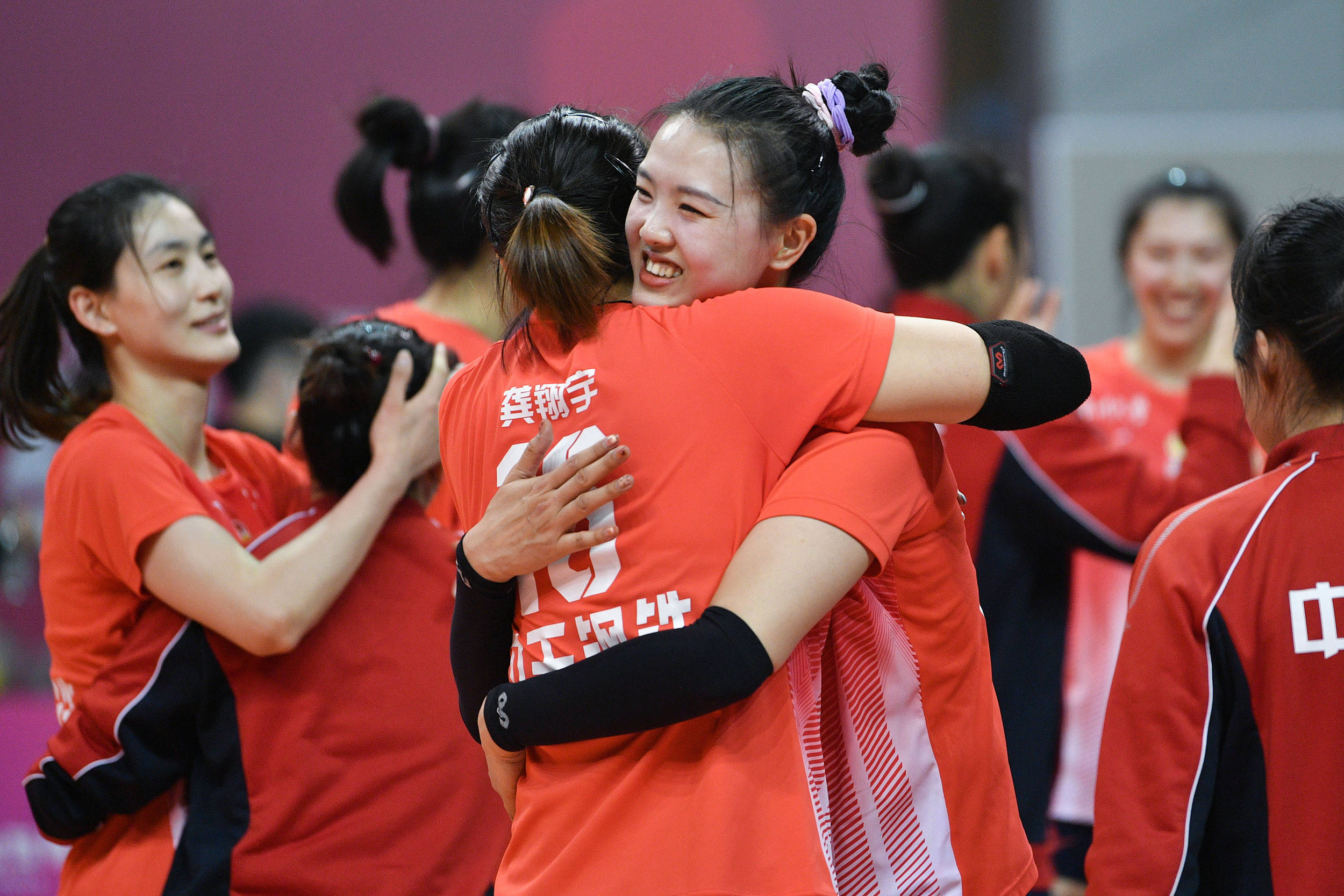 深一度|老将张常宁<strong></p>
<p>币安网址</strong>,排球征途迎风而上