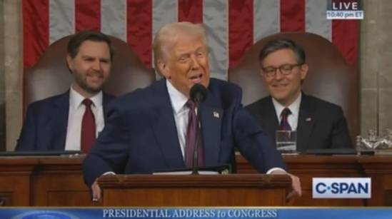 特朗普:鲁比奥管事<strong></p>
<p>币安法币账户</strong>,没办好就怪他 鲁比奥:笑不出