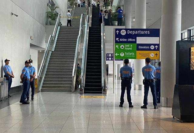 杜特尔特回国“接受命运”<strong></p>
<p>中币和安币</strong>,刚下飞机就被捕,可能会被秘密审判