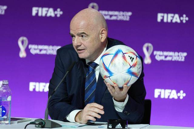 国足<strong></p>
<p>中币和安币</strong>,被“抬进”世界杯?