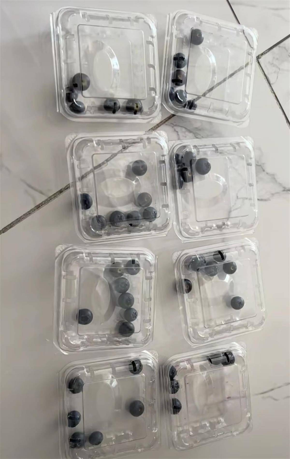 直播间8盒蓝莓只需69.9元<strong></p>
<p>中币和安币</strong>,买家到手发现总共46颗