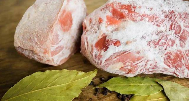 长期吃久冻的肉危害大<strong></p>
<p>币安做币商</strong>?冰箱里的肉冻多久就不能吃了?医生说清楚