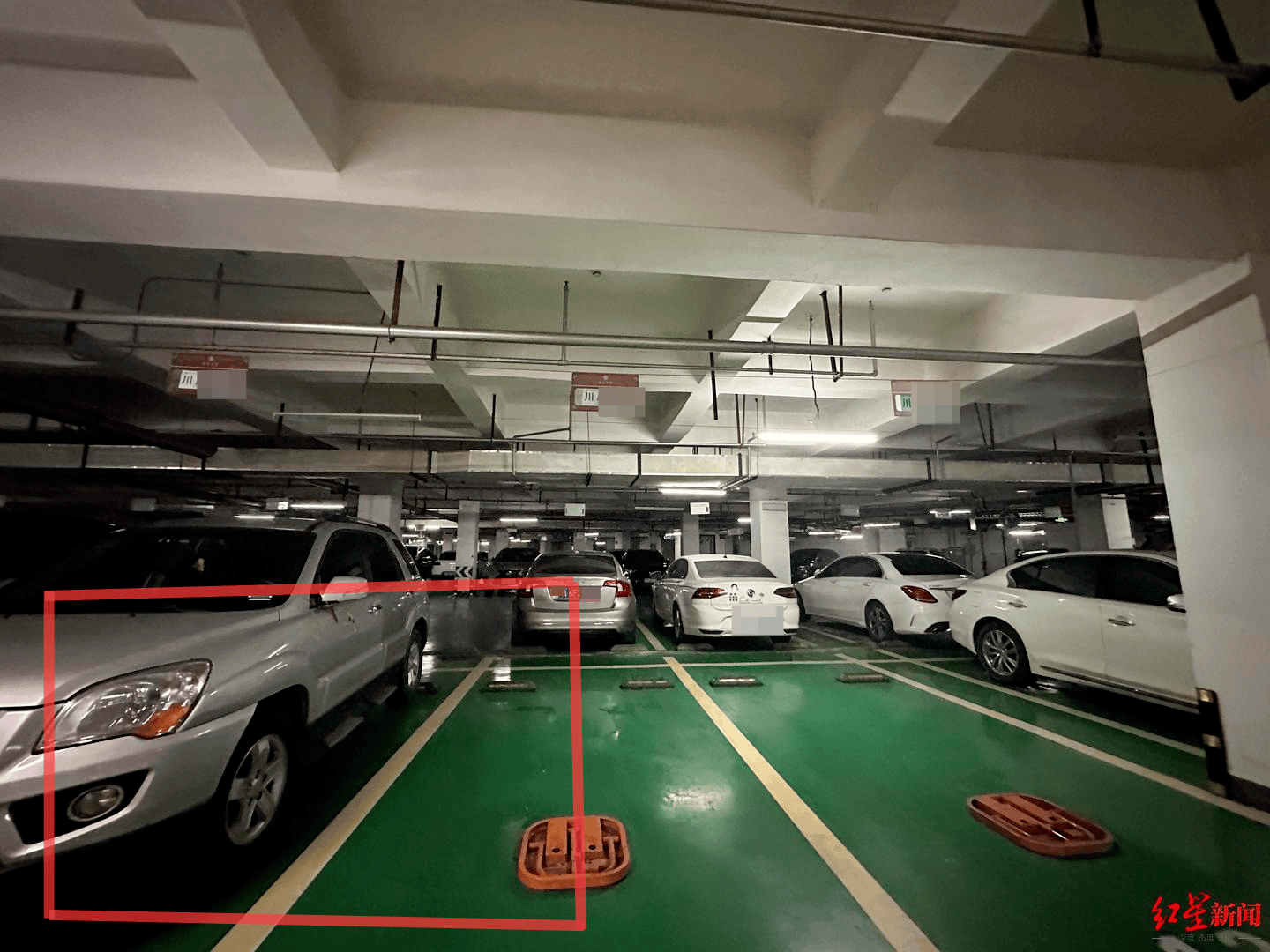 女子驾车在停车场撞上左侧车辆身亡<strong></p>
<p>币安做币商</strong>,网传与自动泊车有关 家属:没有该功能,是意外