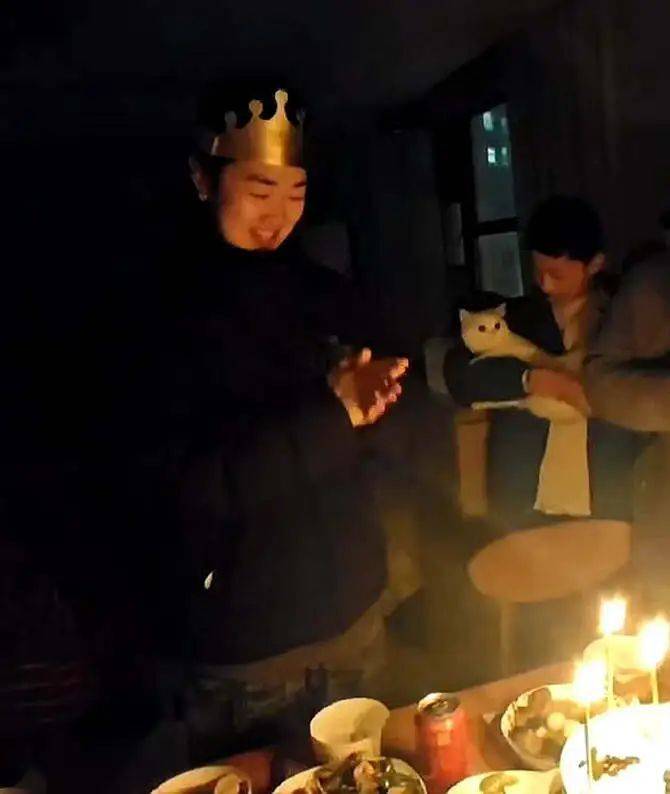 痛心!她于凌晨不幸去世<strong></p>
<p>币安uni</strong>,年仅19岁