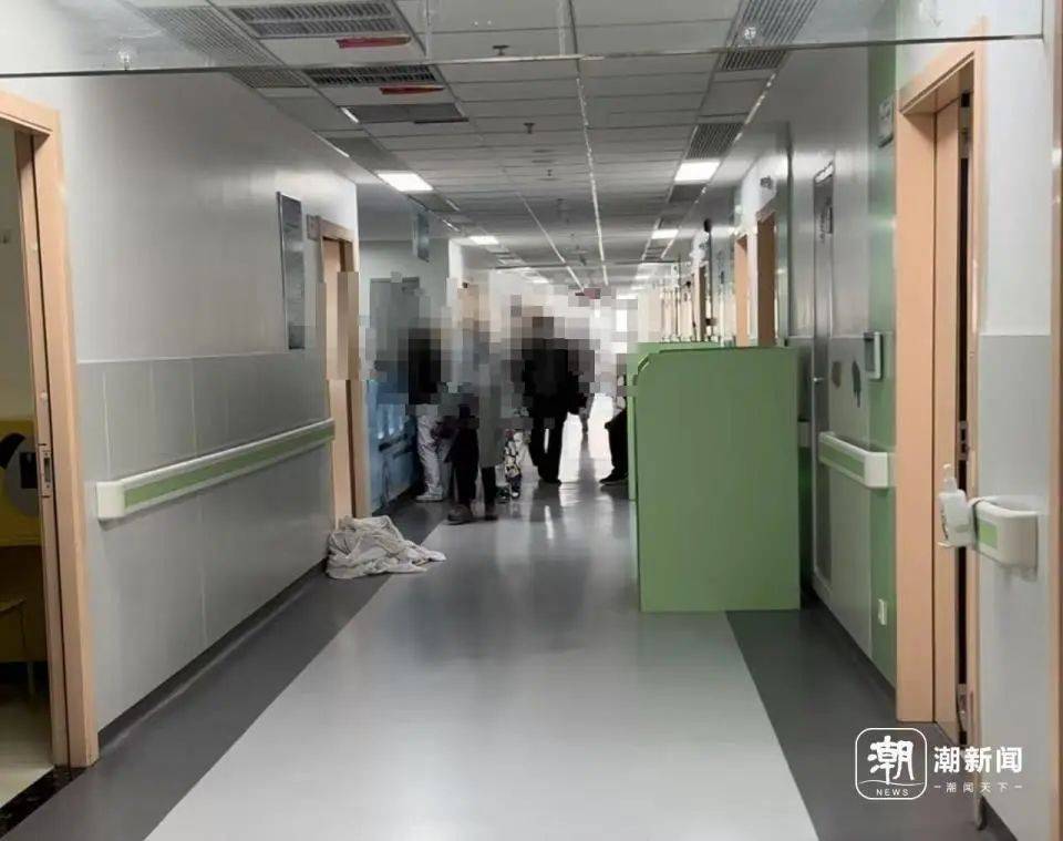 陕西一医院被曝“偷换”新生儿后续:涉事医生解聘<strong></p>
<p>币安uni</strong>,护士暂停工作