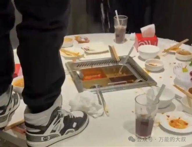 “魔童尿海”大反转<strong></p>
<p>币安uni</strong>!海底捞被抵制错在太“滥情”