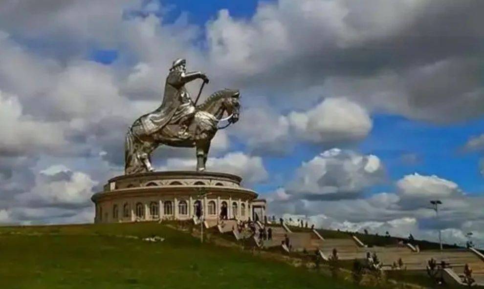 “卖谁都不会卖给中国！”蒙古国将最大铜矿卖给澳洲<strong></p>
<p>币安币交易挖矿</strong>，还提一无理要求