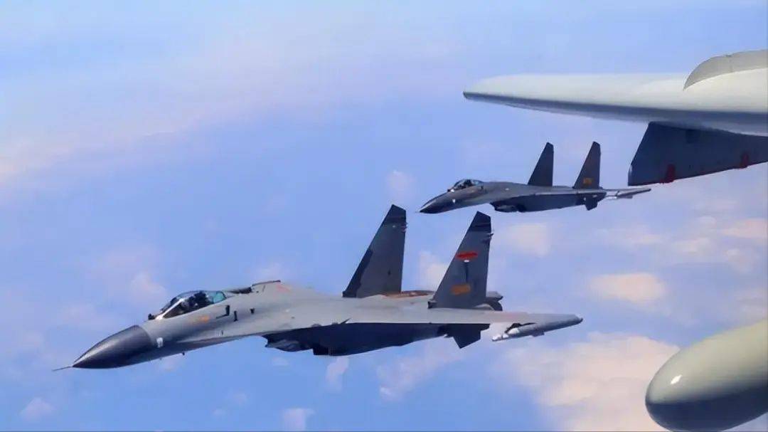 王毅再定台湾地位<strong></p>
<p>币安币交易挖矿</strong>，台当局激烈反击三招，解放军八字法则展示决心