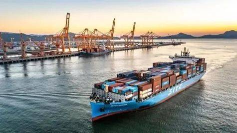 好好想想你站哪边!李嘉诚妥协了<strong></p>
<p>安卓比特币</strong>,43个港口卖给美国,官方罕见发声怒批