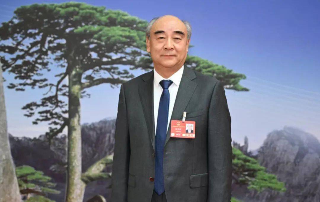 全国人大代表<strong></p>
<p>比原链上币安</strong>,古井集团党委书记、董事长梁金辉:让法治成为营商环境最鲜明的底色