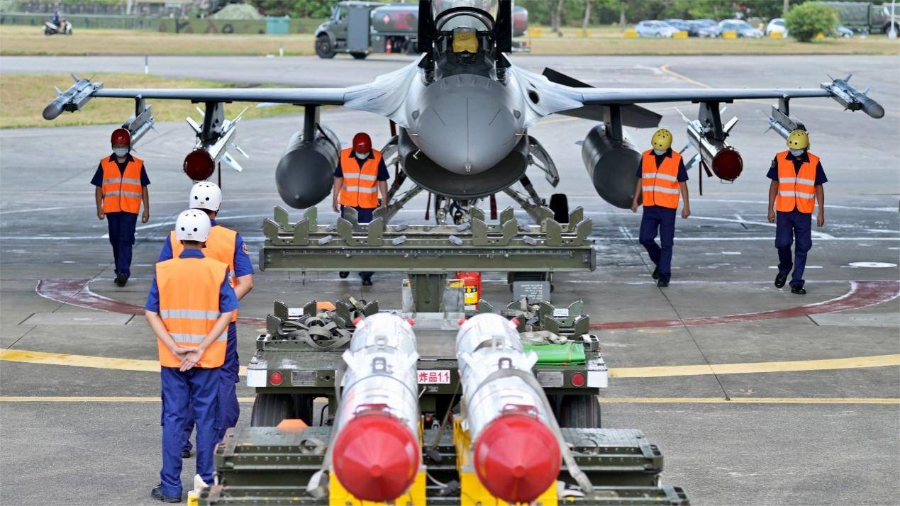 台军打响“第一枪”<strong></p>
<p>莱特币安卓挖矿</strong>,解放军大军集结,这一次,赖清德投降都来不及了