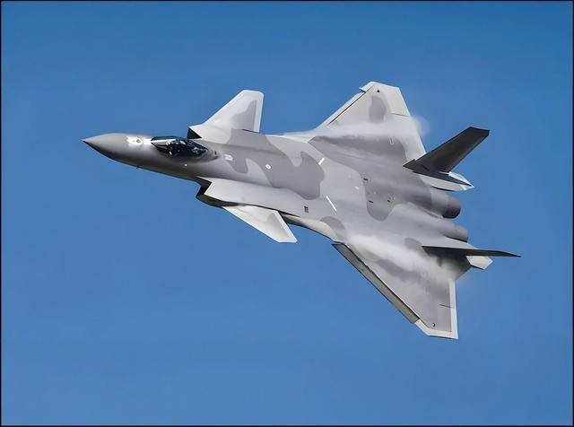 S-400成功拦截F-16<strong></p>
<p>币安ftx</strong>,低空飞行已失去意义,未来空战怎么打?