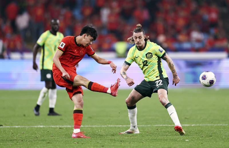 王大雷谈扑球时脱手:说实话<strong></p>
<p>币安ftx</strong>我没看到球 视线被挡了