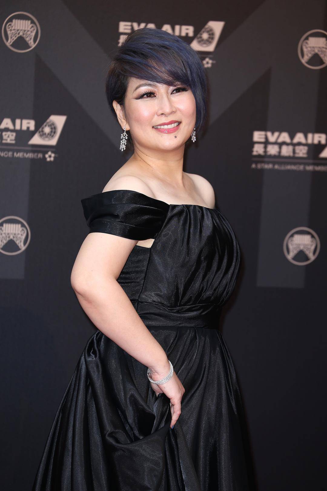 女歌手自曝曾被母亲要求“生吞鸡蛋”<strong></p>
<p>币安币玩家</strong>，不吃就挨打