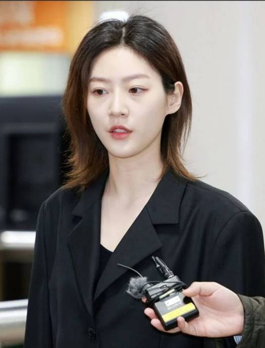 金赛纶写给文彬的信被公开:我太痛苦了<strong></p>
<p>币安网ios</strong>,曾一度想要选择死亡