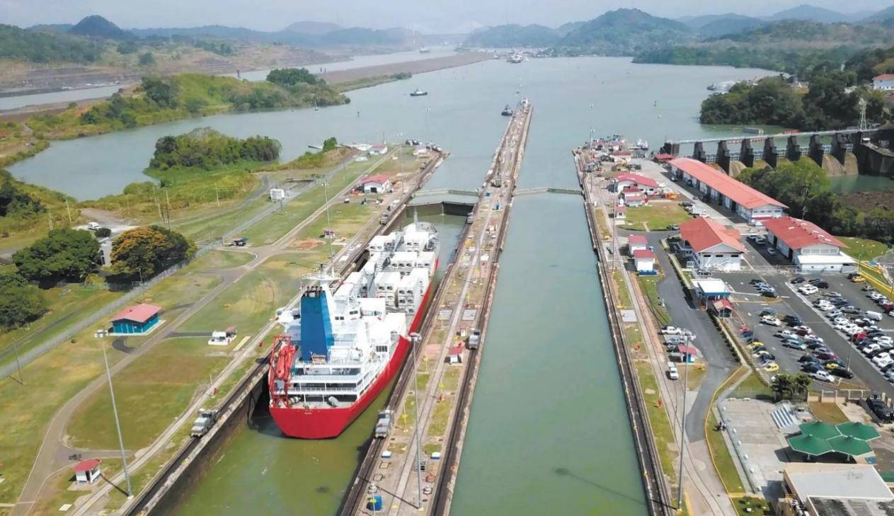 李嘉诚铁了心了?港口或真没法留住了<strong></p>
<p>币安bcx</strong>,微妙时刻,黑石高层有动作