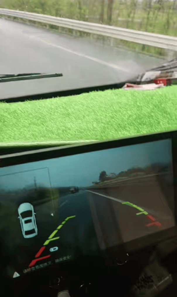 网友称高速路上“无奈倒车7公里”<strong></p>
<p>币安bcx</strong>,广东高速:拥堵或与清明将至有关