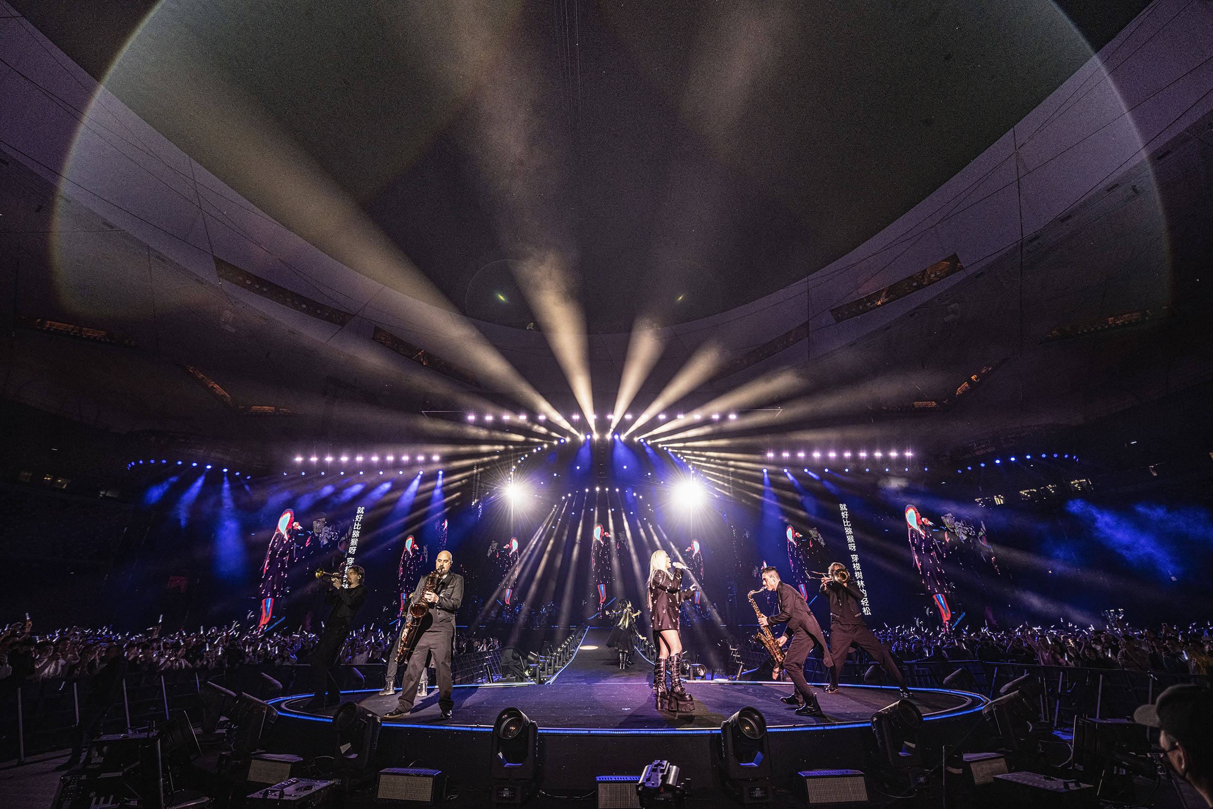 花车绕场第一人<strong></p>
<p>nano币安</strong>!张惠妹北京鸟巢两日连唱嗨爆