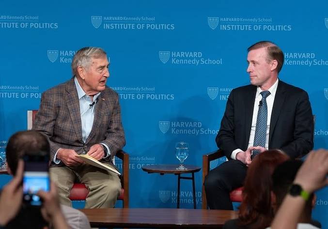 沙利文猛批特朗普：中美不是零和博弈<strong></p>
<p>币安控股</strong>，两国将长期共存