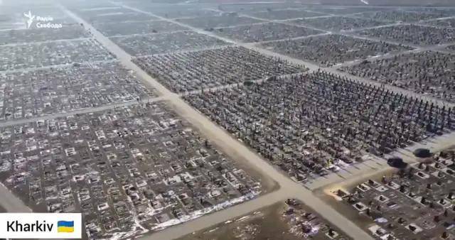 泽连斯基:乌军死亡10万<strong></p>
<p>币安控股</strong>,850万人外逃!乌克兰还能挤出多少兵?