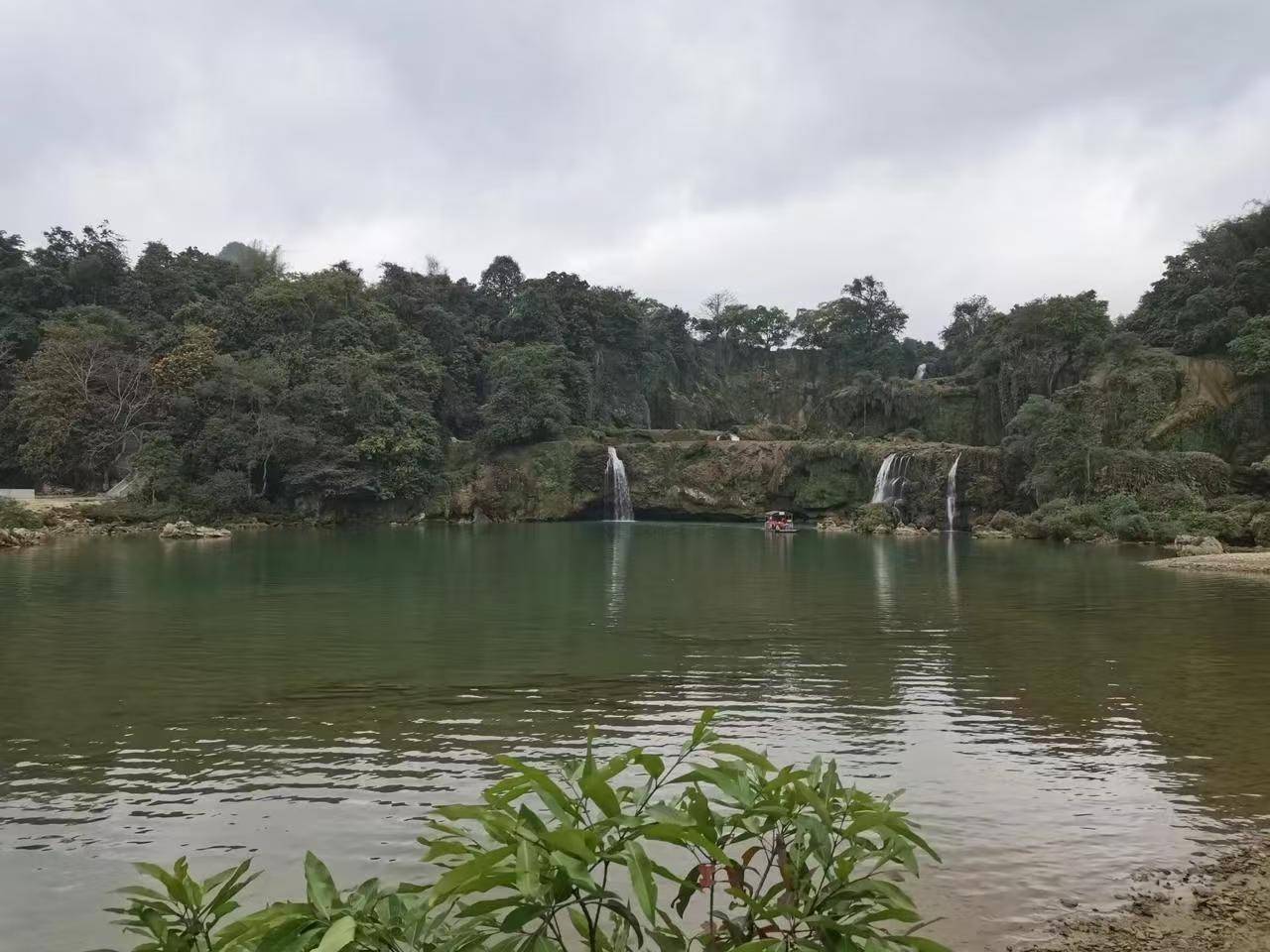 广西德天跨国瀑布变“小水滴”<strong></p>
<p>币安官方网址</strong>,景区:枯水期,水量要到6月以后恢复