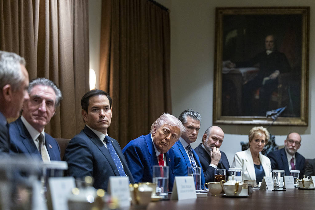 特朗普大刀砍向鲁比奥的国务院<strong></p>
<p>币安官方网址</strong>?“236年来最大重组之一”