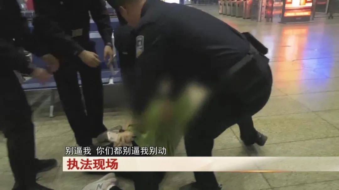 “老赖”车站被抓<strong></p>
<p>币安官方网址</strong>,竟质问法官:为何不抓我妈 !