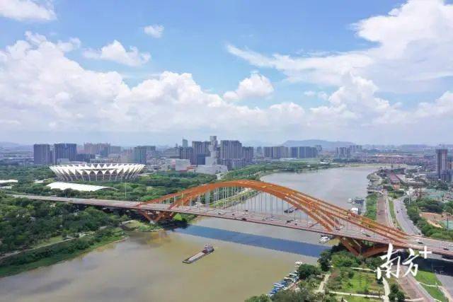 给五区干部开会<strong></p>
<p>tct币安</strong>,佛山市委书记发出“灵魂三问”