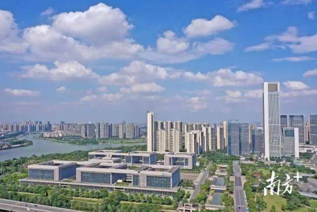 给五区干部开会<strong></p>
<p>tct币安</strong>,佛山市委书记发出“灵魂三问”