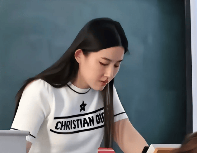 大学老师因酷似刘亦菲走红<strong></p>
<p>币安限价合约</strong>,真应了那句话:三分像她已是人间绝色