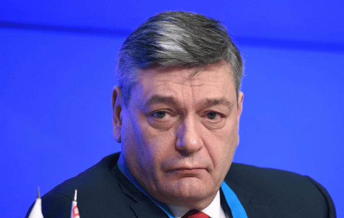 贸易战打了这么久<strong></p>
<p>币安限价合约</strong>,俄罗斯率先“打破沉默”,在中美之间做出选择