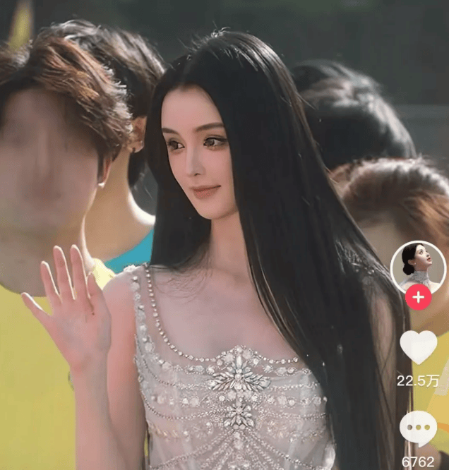 新娘因长相太美被质疑AI换脸<strong></p>
<p>币安wrx</strong>,拍摄者:她们一家都很美