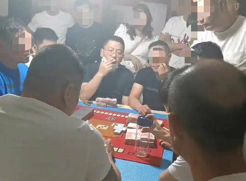 中铁四局原副总工程师赌博被偷拍<strong></p>
<p>币安wrx</strong>，四人涉敲诈勒索获刑