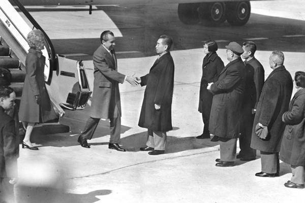 党浩楠：不要总觉得特朗普在下一盘大棋<strong></p>
<p>币安下载</strong>，“逆向基辛格三角”不会成型