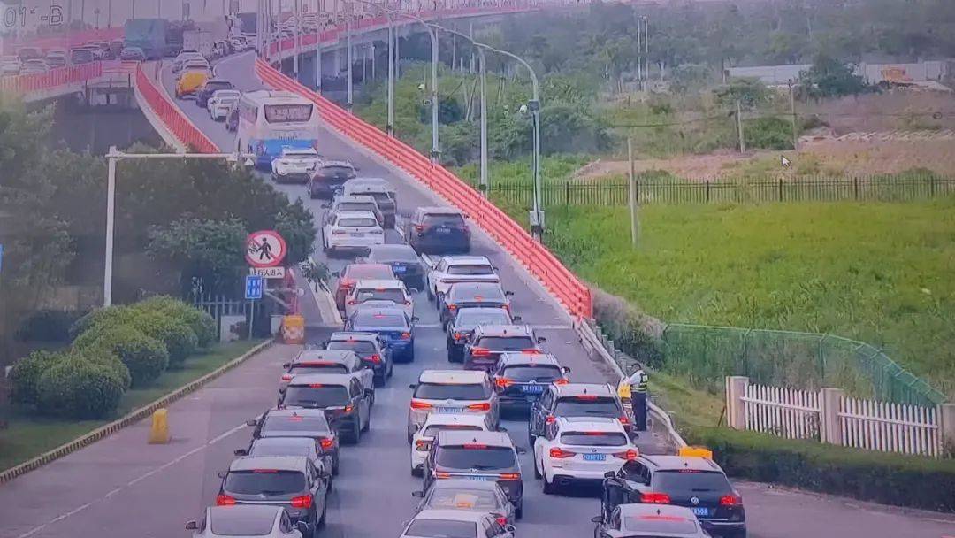 心态崩了<strong></p>
<p>币安下载</strong>,宁波有人从白天开到黑夜!“这是有多少人啊!”提醒:这些路段,将限时禁行