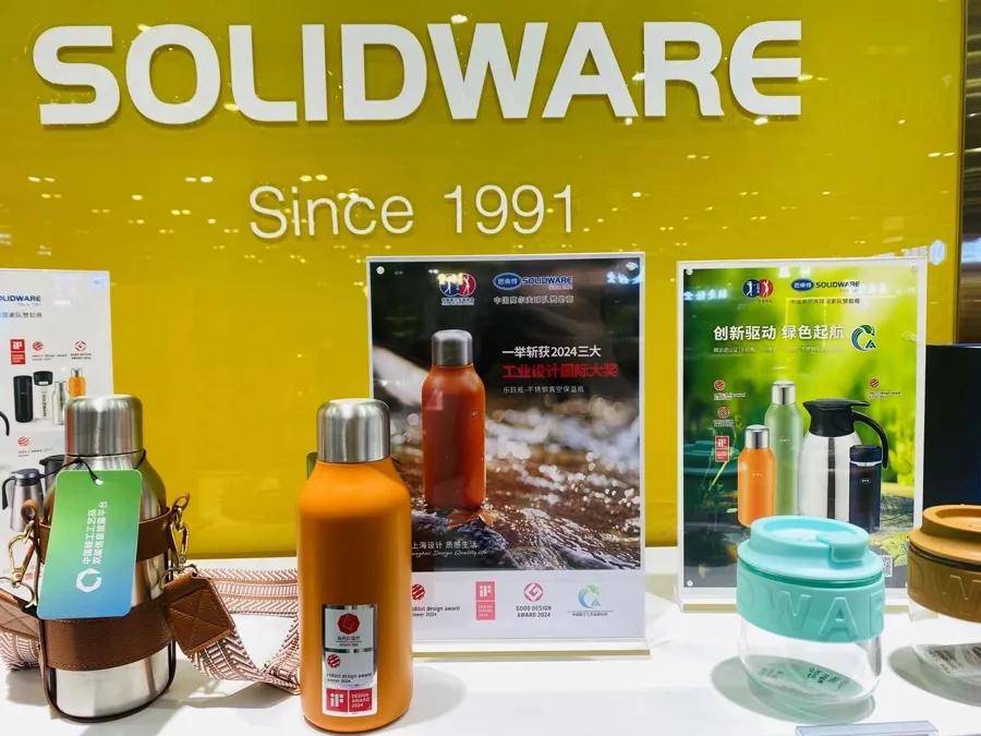 “1800元的出口商品219元拿下”!上海人假期疯狂“捡漏”<strong></p>
<p>币安钱包官网</strong>,这里外贸好东西都卖爆了,新品还将接力上市