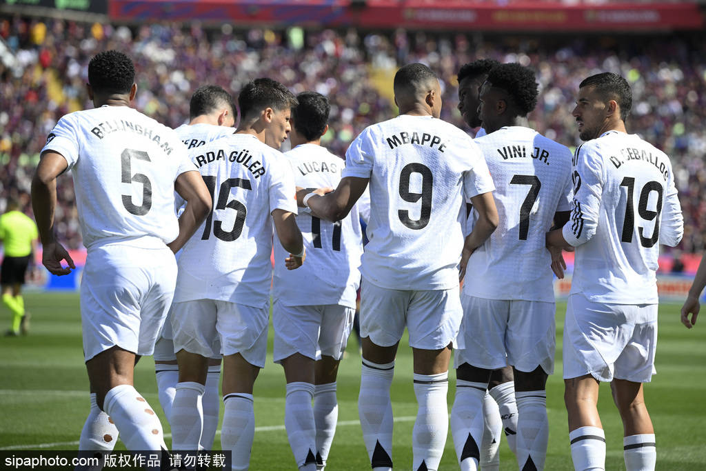 赛季四杀<strong></p>
<p>币安自选区</strong>!西甲-姆巴佩戴帽拉菲2球 巴萨4-3皇马7分领跑