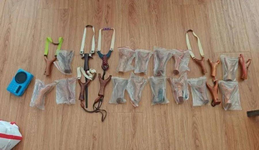 沈阳一主播在直播现场被捕<strong></p>
<p>币安交易网址</strong>！团队成员在多地被抓获