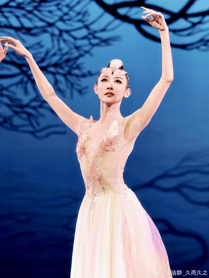 浙江知名女演员<strong></p>
<p>币安交易网址</strong>,重病归来!曾四登春晚,流泪照心疼