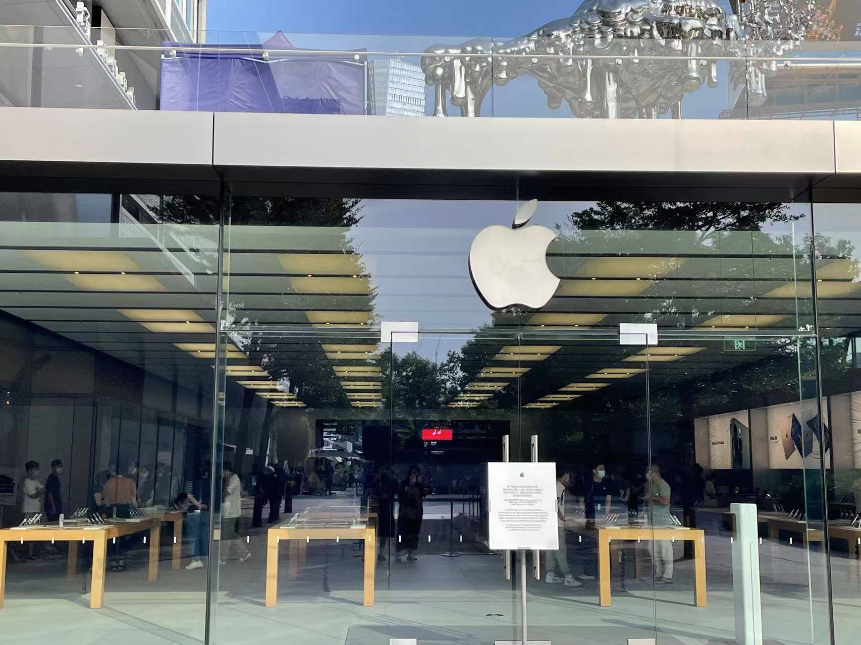 一抢而空！iPhone 16 Pro大降价，天猫旗舰店近30万台苹果备战618