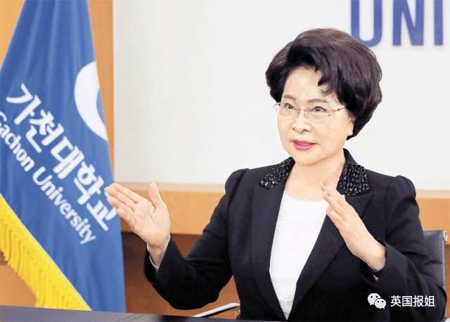 韩国93岁女校长因冻龄走红<strong></p>
<p>狗币钱包安卓</strong>,一生堪称传奇,网友:看着比我还年轻