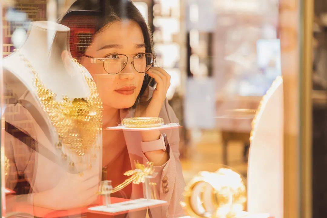 太突然!金价连续大跌,“买个手镯,半个月缩水2000多元<strong></p>
<p>币安pos</strong>。”